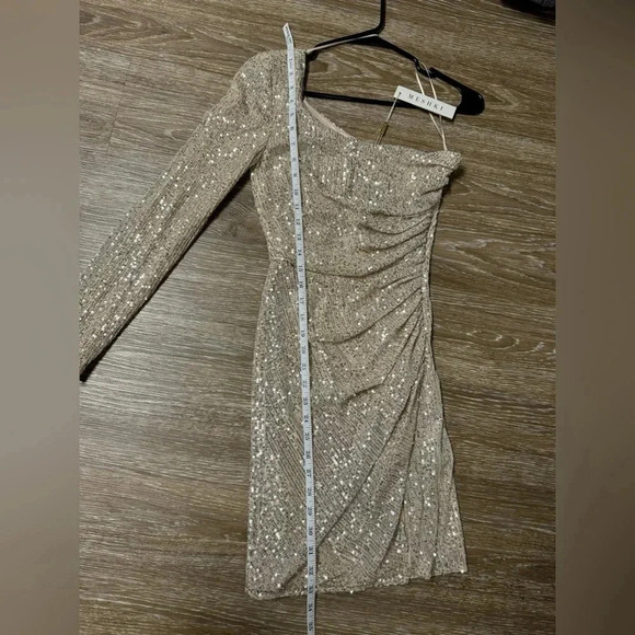 Meshki Silver Sequin One Shoulder Mini Dress NWT Asymmetrical Party Dress XXS - Picture 11 of 12